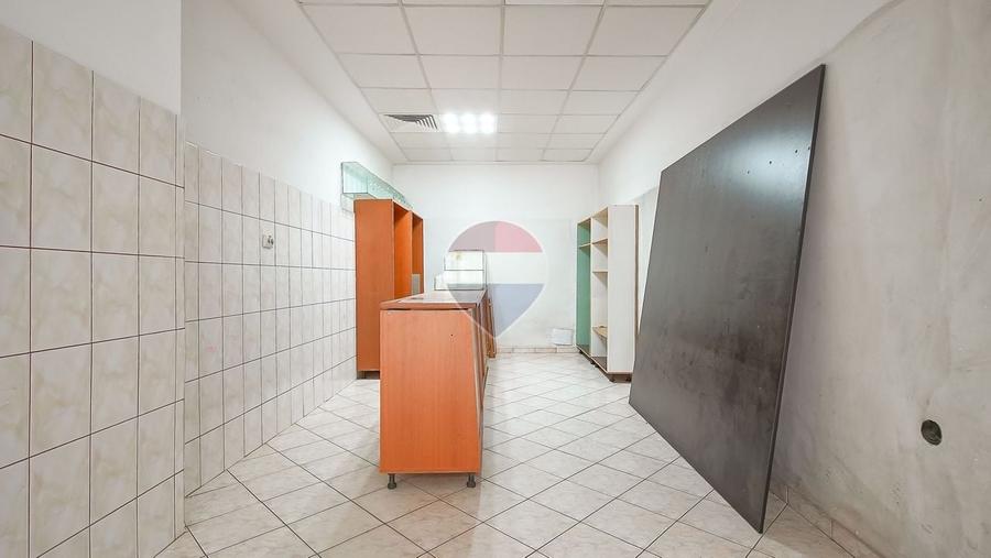 Spațiu comercial, de 80 mp, în Noua