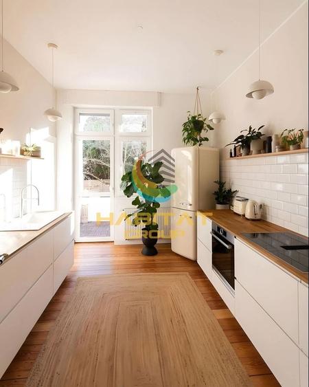 Apartament cu 3 camere decomandat în Metalurgiei