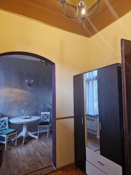 Apartament cu 2 camere semidecomandat în Sinaia