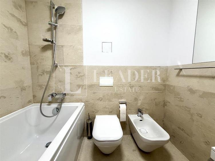 Apartament cu 3 camere decomandat, mobilat în Universitate