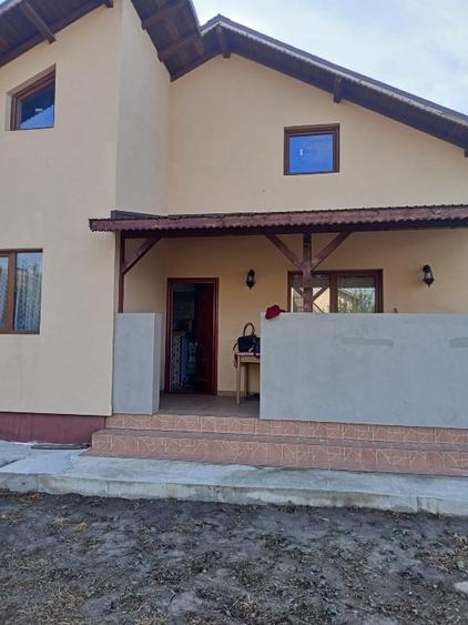 Casă individuală cu 3 camere cu Teren 500 Mp în Buturugeni