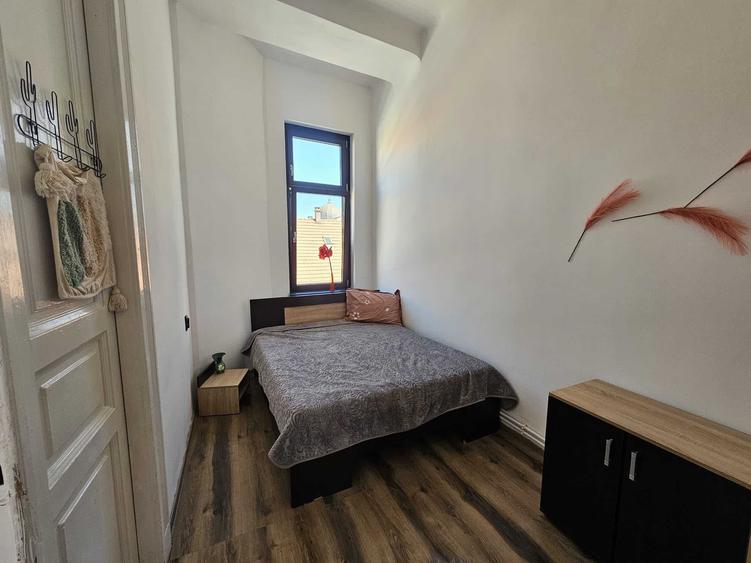 Apartament cu 2 camere semidecomandat în Ultracentral