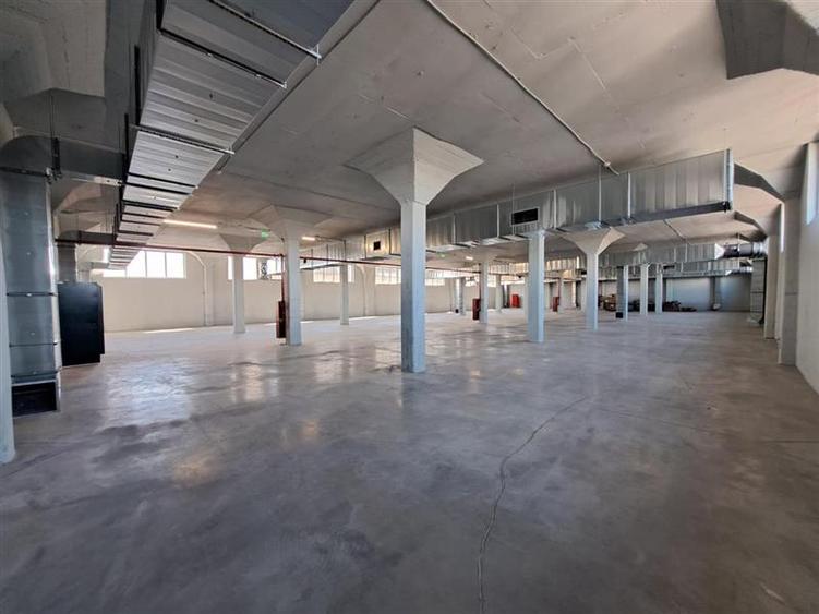 Spațiu comercial, de 1,000 mp, în Aeroport