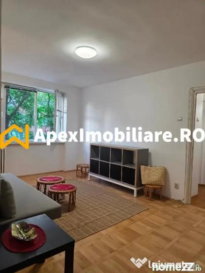 Apartament cu 2 camere semidecomandat în Vatra Luminoasă
