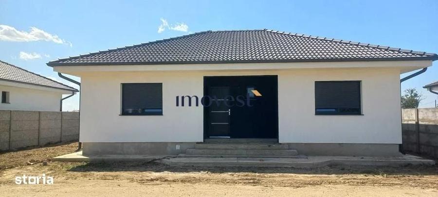 Casă cu 4 camere cu Teren 350 Mp în Odoreu