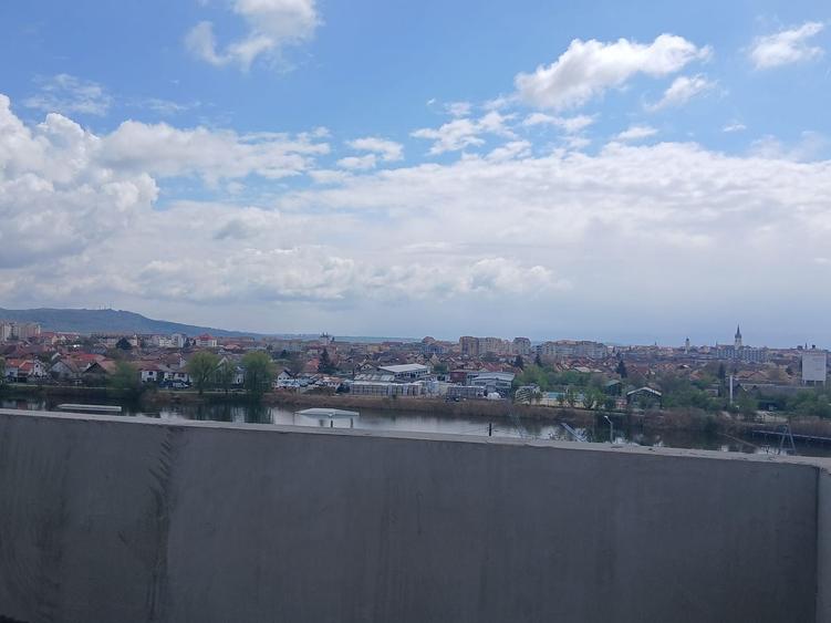 Penthouse cu 3 camere în Țiglari