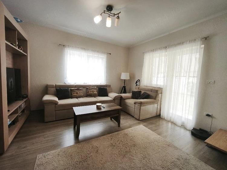Casă cu Teren 250 Mp în Giroc
