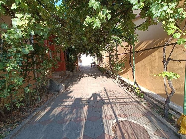 Casă cu 4 camere în Calafat