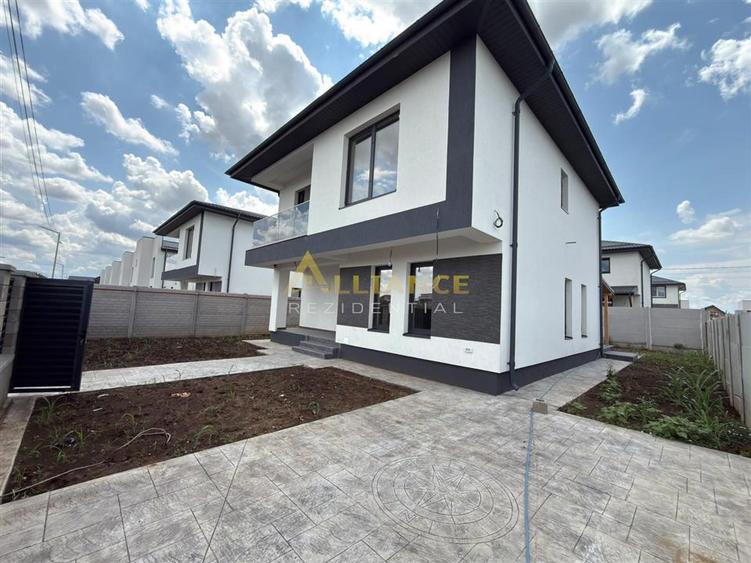 Casă individuală cu 5 camere cu Teren 360 Mp în Berceni