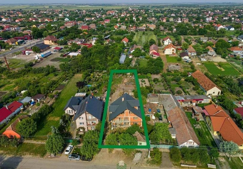 Casă individuală cu 5 camere cu Canalizare în Săcălaz