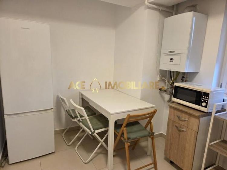 Apartament cu 2 camere decomandat în Basarab