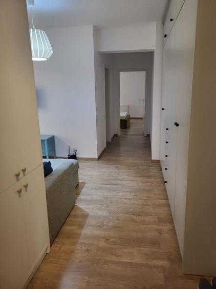 Apartament cu 2 camere circular, mobilat în Băneasa