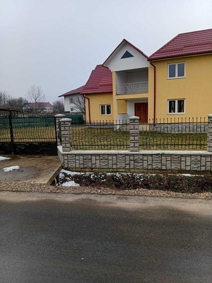 Casă cu 3 camere în Central