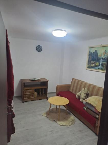 Casă cu 3 camere în Central