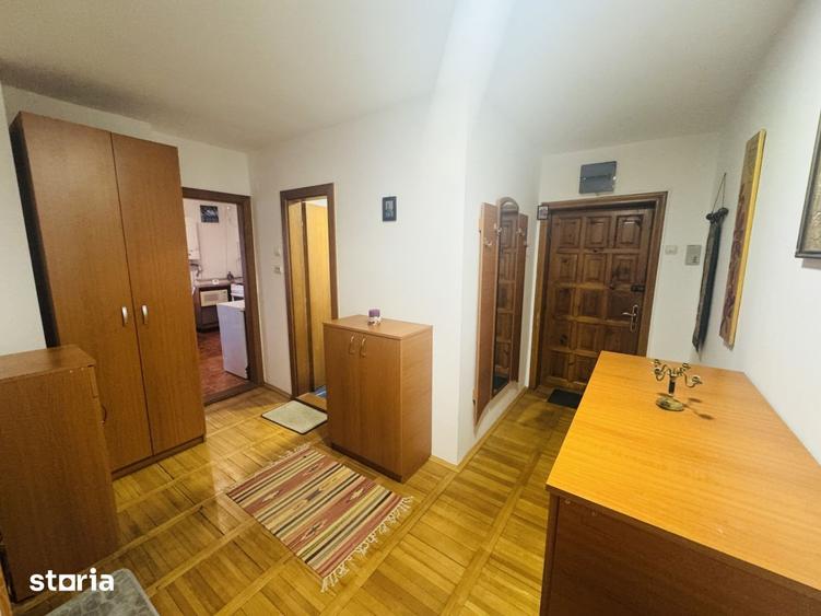 Apartament cu 2 camere decomandat, mobilat în Girocului