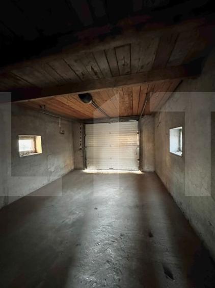 Duplex cu 4 camere cu Garaj în Peciu Nou