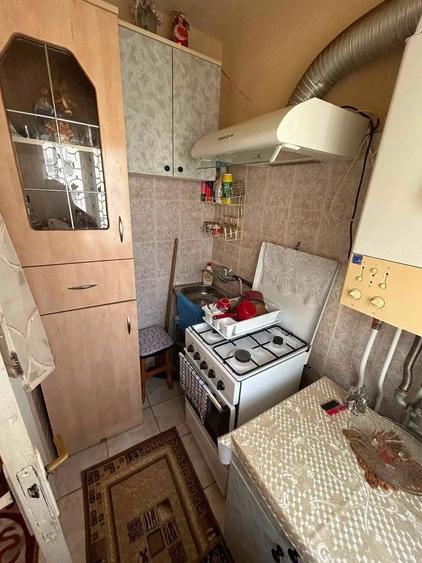 De vanzare garsoniera cf2, etajul 3, mobilata si utilata, Pret 23500euro - 2