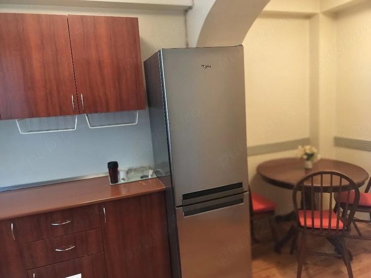 Apartament cu 2 camere decomandat în Traian