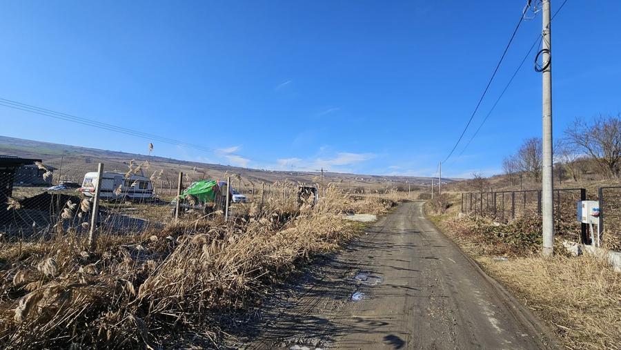 Teren agricol extravilan de 5665 mp, în Iris