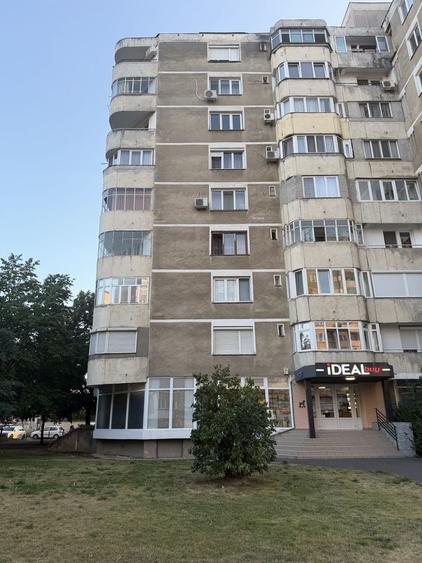 Apartament cu 2 camere decomandat în Nufărul