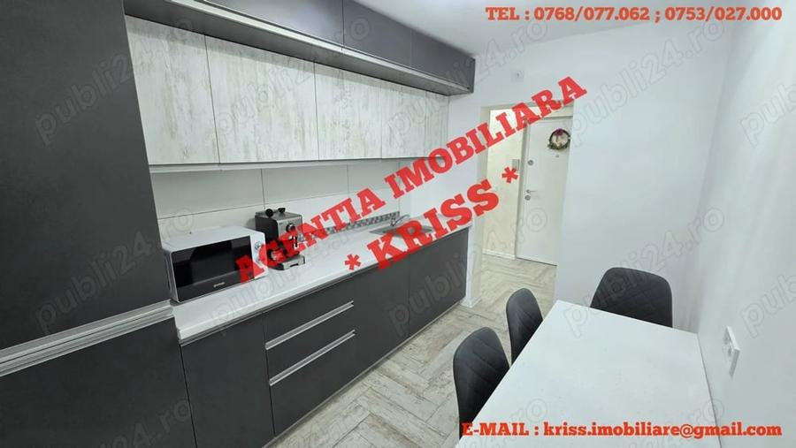 Apartament cu 3 camere semidecomandat în Eremia