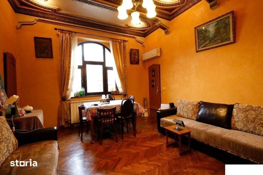 Casă cu Canalizare în Centrul Civic