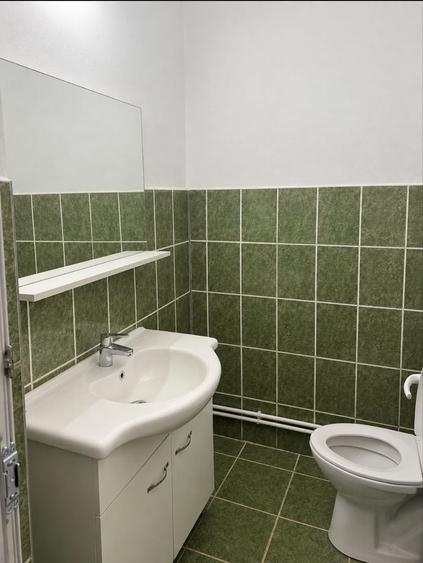 Spațiu comercial, de 220 mp, în Central