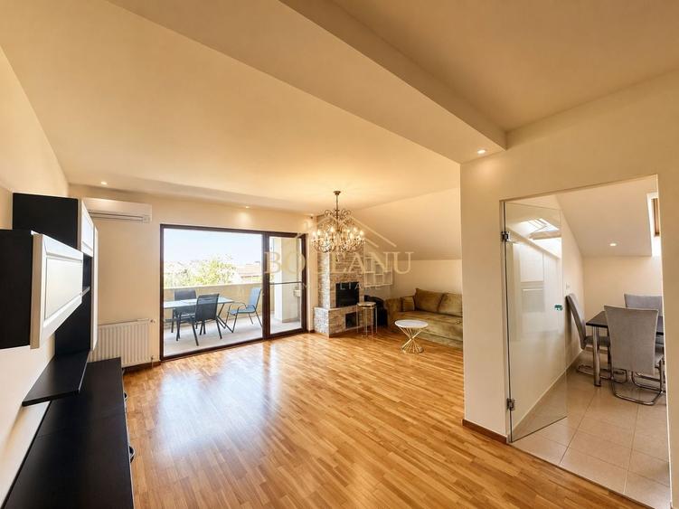 Apartament cu 3 camere decomandat, mobilat în Dumbrăvița