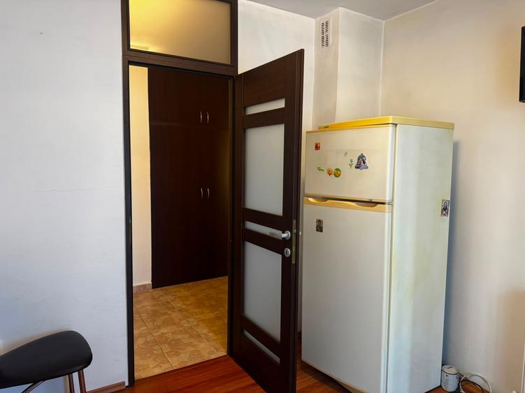 Apartament cu 2 camere în Rovine