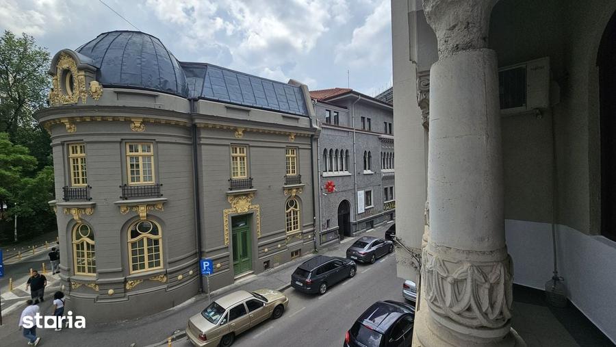 Spațiu comercial, de 159 mp, în Romană