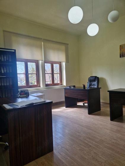 Apartament cu 3 camere nedecomandat în Take Ionescu