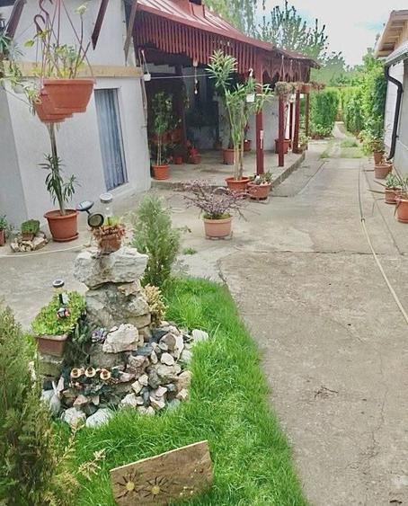 Casă cu 4 camere în Valea Călugărească