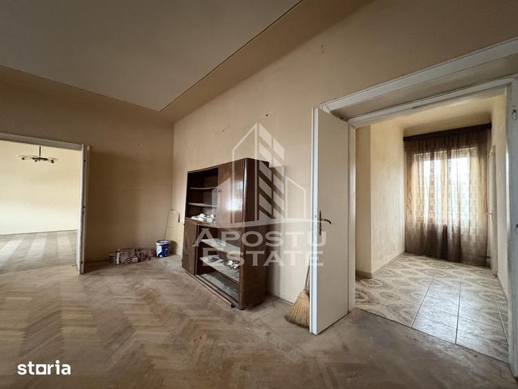 Apartament cu 4 camere decomandat în Iosefin
