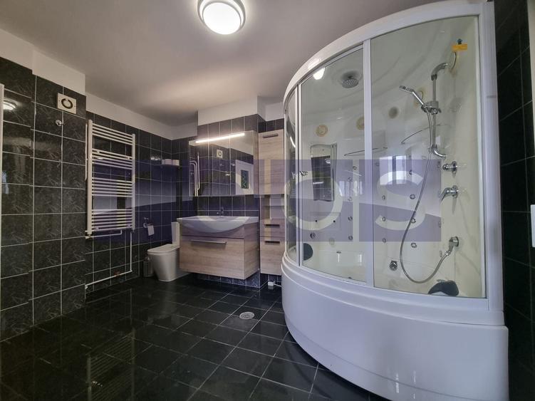 Penthouse cu 3 camere decomandat, mobilat în Unirii