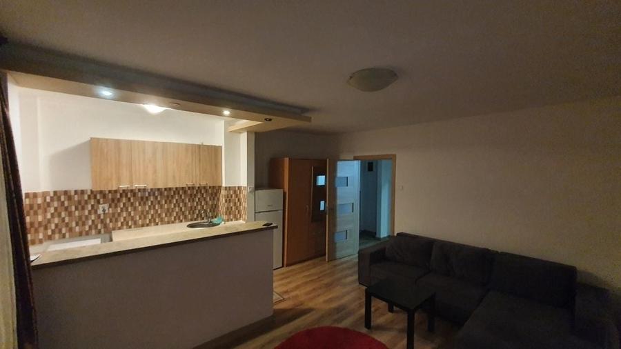 Garsonieră semidecomandată în Titan