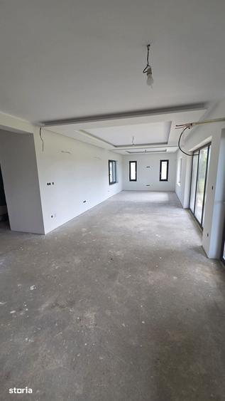 Casă cu 3 camere cu Teren 700 Mp în Viile Satu Mare