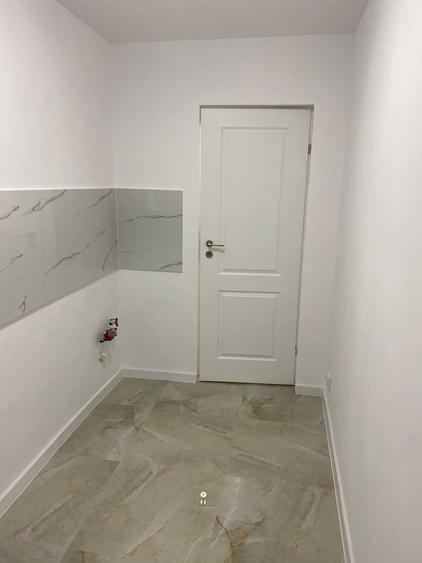 Apartament cu 2 camere semidecomandat în 1 Mai