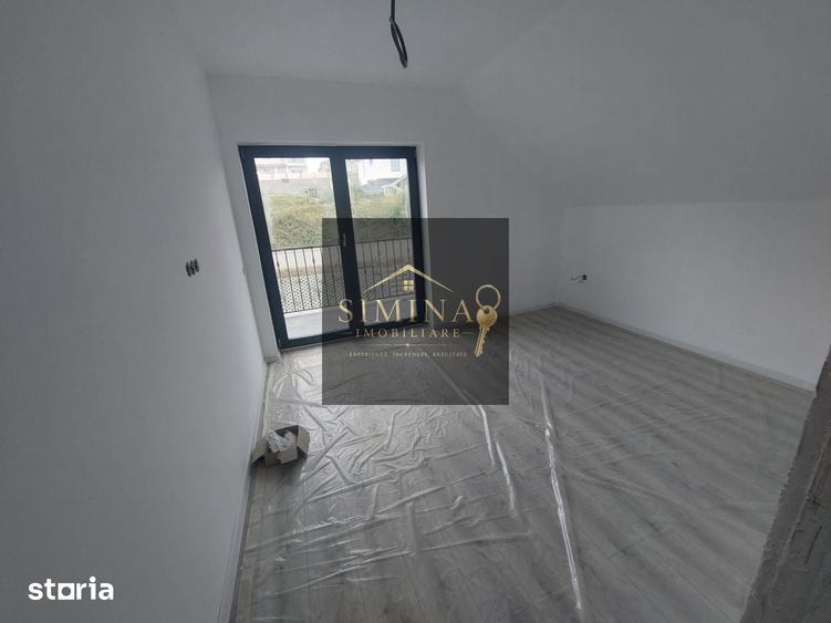 Casă cu 4 camere cu Teren 500 Mp în Păsăreni