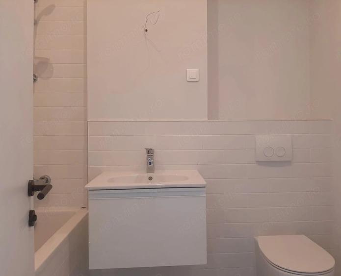 Apartament cu 2 camere semidecomandat în Dămăroaia