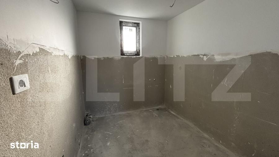 Casă cu 4 camere cu Teren 400 Mp în Bariera Vâlcii