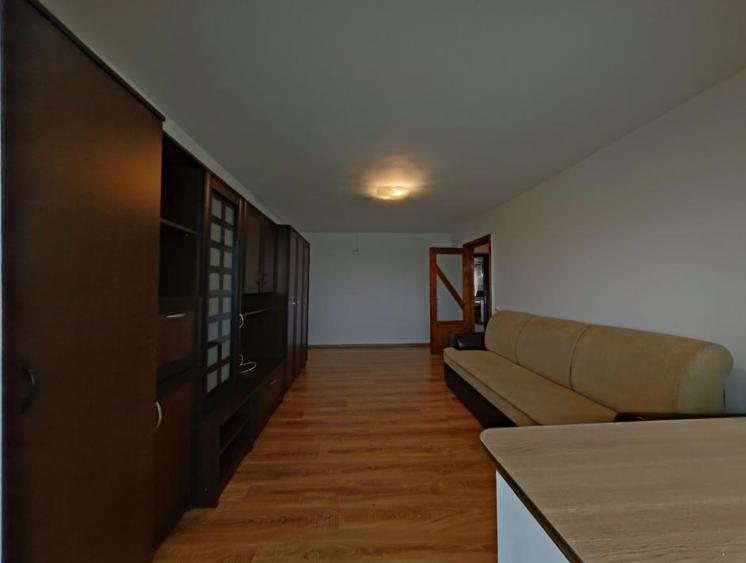 Apartament cu 2 camere în Astra