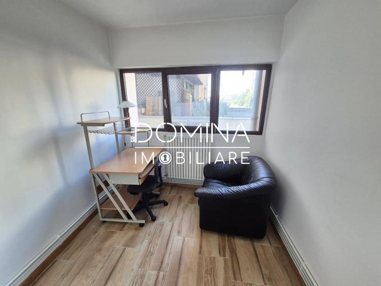 Apartament cu 3 camere semidecomandat, mobilat în Central