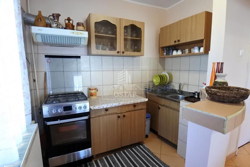 Apartament cu 4 camere decomandat în Republicii
