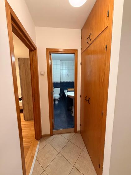 Apartament cu 4 camere decomandat în Sebastian