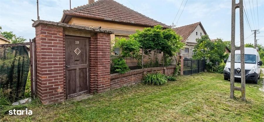 Casă cu 3 camere cu Teren 2974 Mp în Șișterea