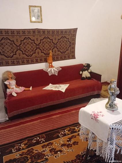 Casă cu 6 camere cu Teren 940 Mp în Păuleasca