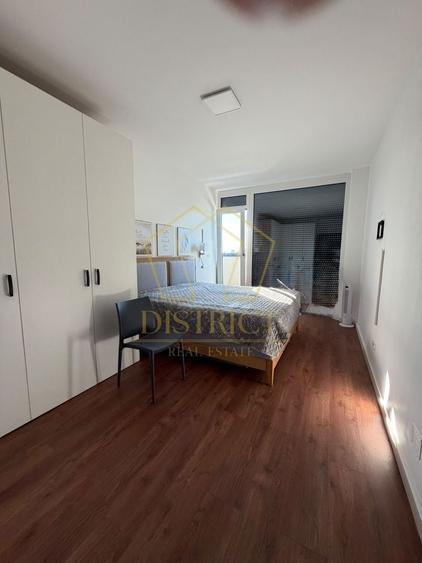Apartament cu 3 camere decomandat în Torontalului