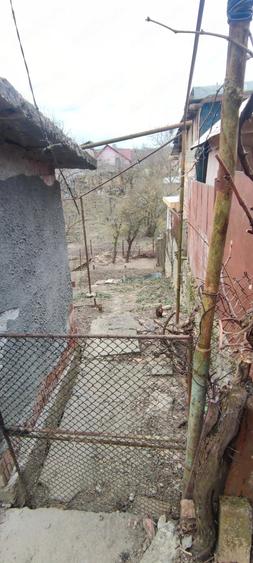 Casă cu 2 camere cu Teren 282 Mp în Central