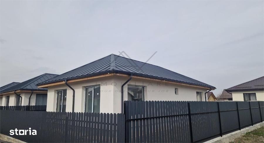 Casă cu 3 camere cu Teren 260 Mp în Domnești