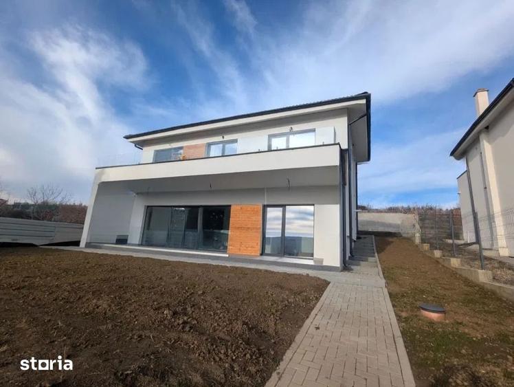 Casă cu 4 camere cu Teren 750 Mp în Chinteni